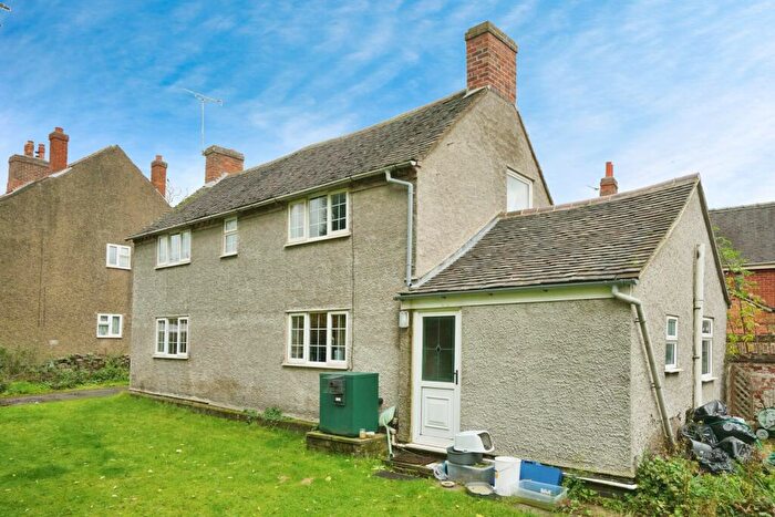 3 Bedroom Detached House For Sale In Bardon Hill, Coalville, Leicestershire, LE67