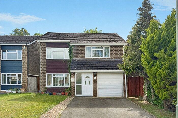 4 Bedroom Detached House For Sale In Brookfields, West Wellow, Romsey, Hampshire, SO51