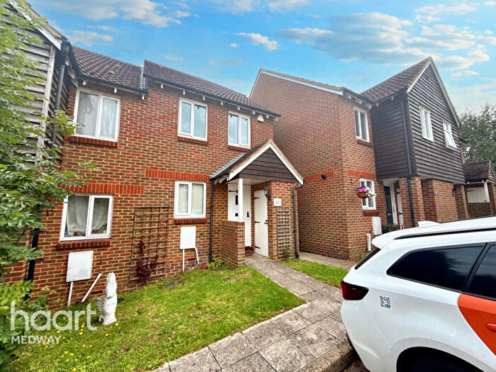 2 Bedroom End Of Terrace House For Sale In Grandsire Gardens, Rochester, ME3