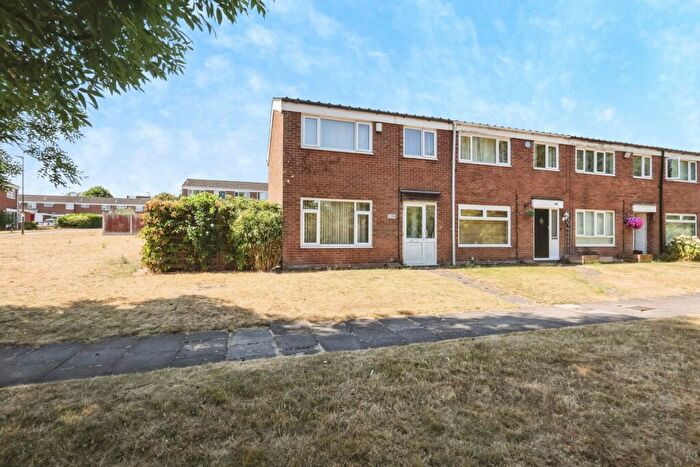 3 Bedroom End Of Terrace House For Sale In Lakeside Walk, Birmingham, West Midlands, B23