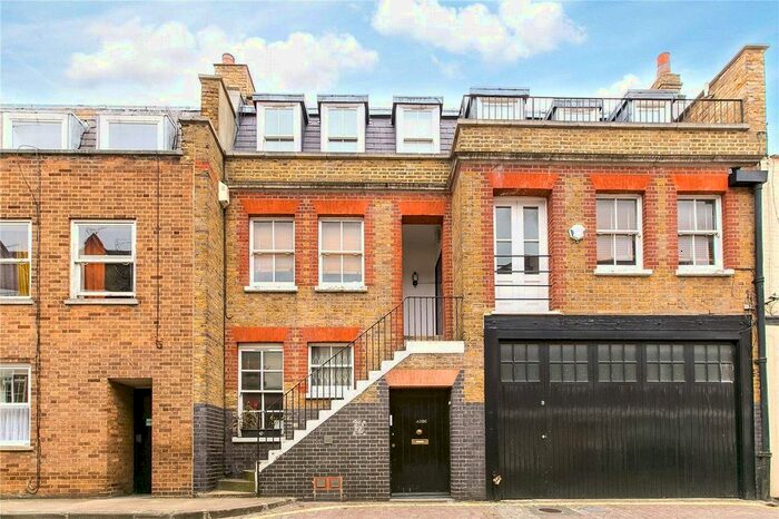1 Bedroom Flat To Rent In Weymouth Mews, Marylebone, W1G