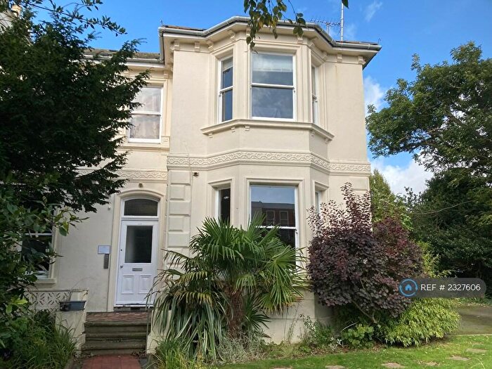 1 Bedroom Flat To Rent In Shelley Road, Worthing, BN11