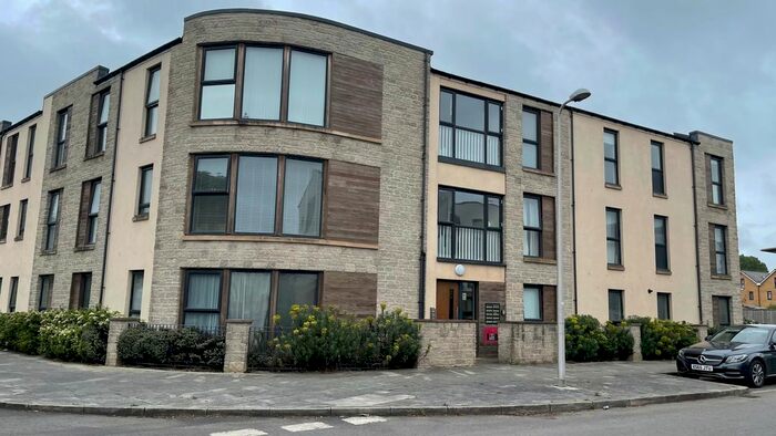 2 Bedroom Flat To Rent In Cranwell Road, Locking, Weston-Super-Mare, BS24