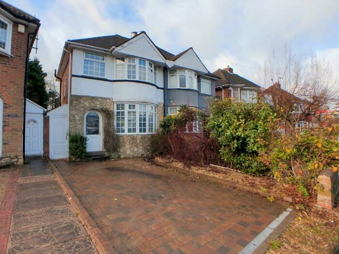 3 Bedroom Semi-Detached House To Rent In Barnes Hill, Birmingham, B29