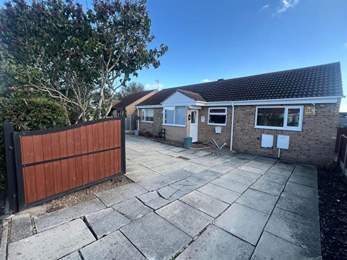 2 Bedroom Detached Bungalow To Rent In Roland Simpson Close, Snaith, Goole, DN14