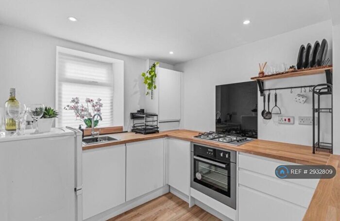 2 Bedroom Terraced House To Rent In Parkers Row, Pontypool, NP4