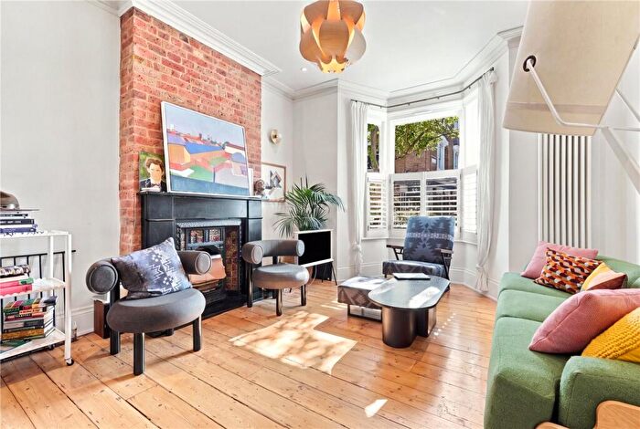 4 Bedroom Terraced House To Rent In Kynaston Road, London, N16