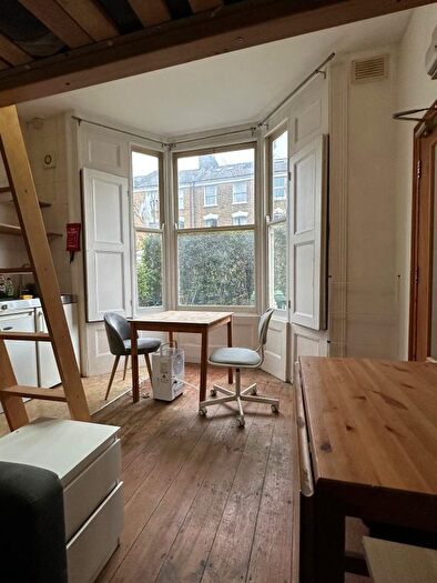Studio To Rent In Bryantwood Road, London, N7