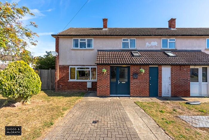 3 Bedroom End Of Terrace House For Sale In Bedford Avenue, Wyton, Huntingdon, Cambridgeshire, PE28