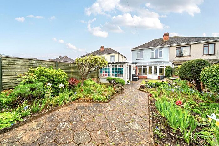 3 Bedroom Semi-Detached House For Sale In Central Road, Drayton, PO6