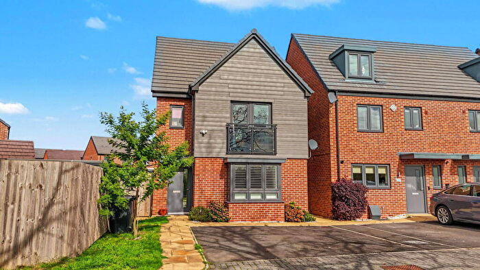 4 Bedroom Detached House For Sale In Webster Avenue, Shirley, B90