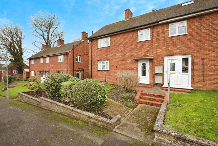 3 Bedroom Semi-Detached House For Sale In Chessbury Road, Chesham, HP5