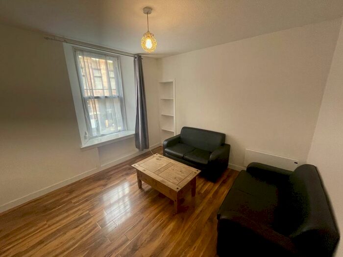 2 Bedroom Flat To Rent In Seagate, Dundee, DD1