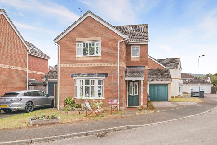 3 Bedroom Detached House For Sale In Hamilton Way, Monmouth, Monmouthshire, NP25