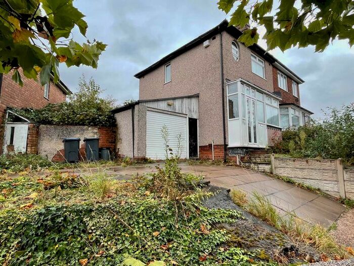 3 Bedroom Semi-Detached House For Sale In Boswell Road, Kingstanding Birmingham, B44