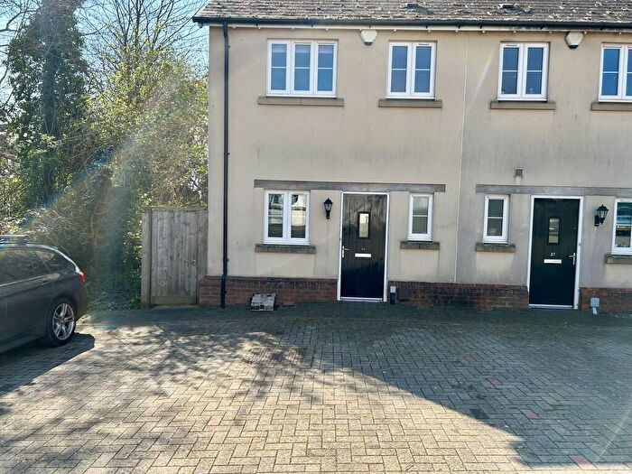 2 Bedroom Semi Detached House To Rent In Cyprus Gardens, Exmouth, EX8