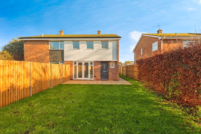 3 Bedroom Semi Detached House For Sale In Windrush Road, Berinsfield, Wallingford, OX10