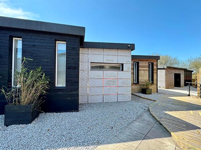 1 Bedroom Flat To Rent In Prow Park, Treloggan Industrial Estate, Newquay, TR7