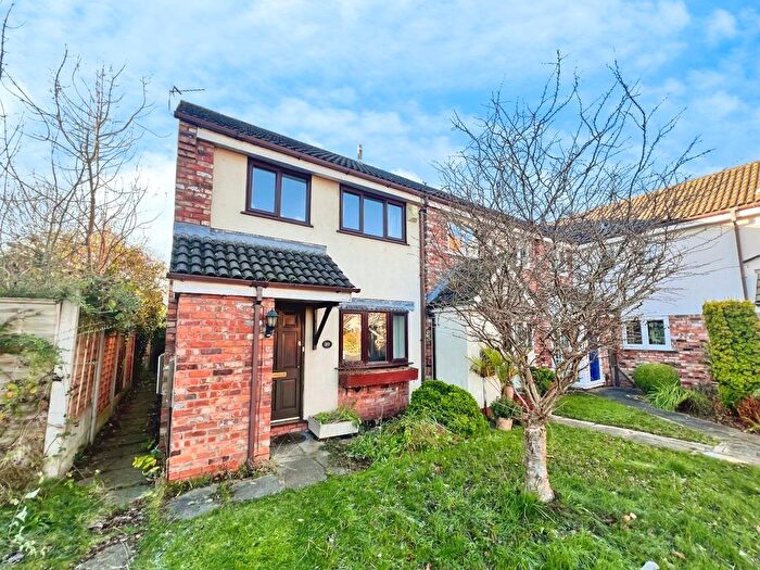 3 Bedroom Terraced House To Rent In Pevensey Drive, Knutsford, Cheshire, WA16