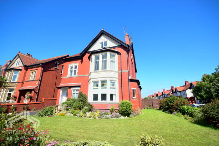 2 Bedroom Flat To Rent In Bromley Road, Lytham St. Annes, Lytham St. Annes, FY8