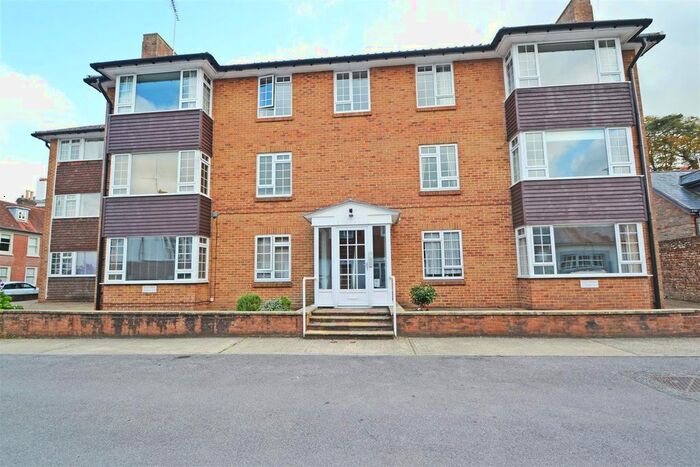 2 Bedroom Flat To Rent In West Furlong Lane, Hurstpierpoint, BN6