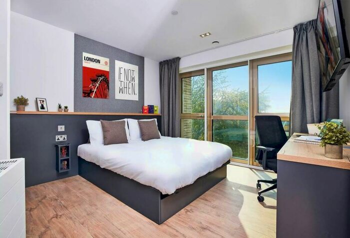 1 Bedroom Flat To Rent In Lewisham Exchange, SE13