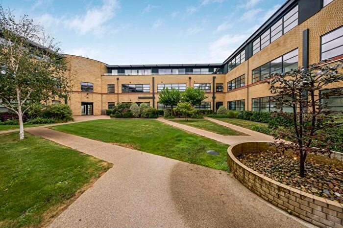 1 Bedroom Flat For Sale In Heron Drive, Langley, Slough, SL3