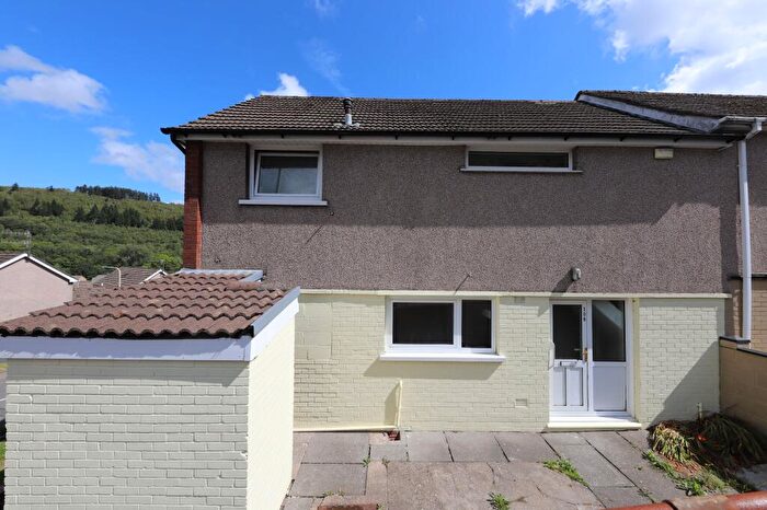 3 Bedroom End Of Terrace House For Sale In Nant-y-Fedw, Abercynon, Mountain Ash, CF45