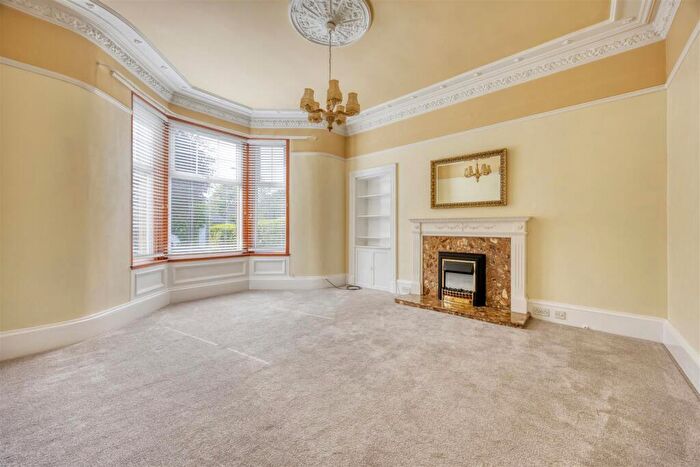 4 Bedroom Semi-Detached House To Rent In Northbank Road, Kirkintilloch, Glasgow, G66