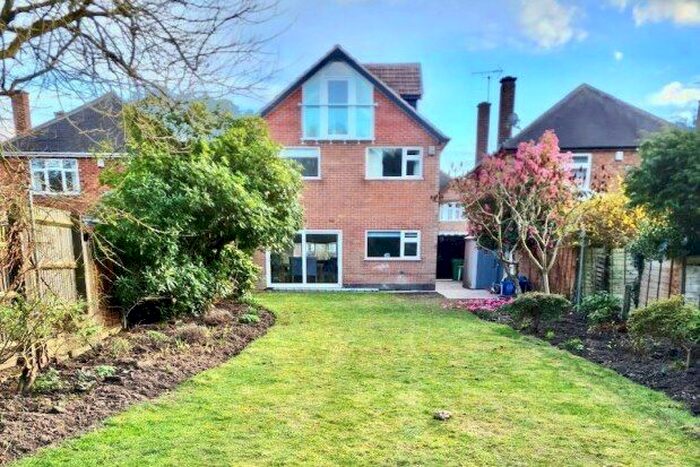 5 Bedroom Detached House To Rent In Russell Avenue, Nottingham, NG8