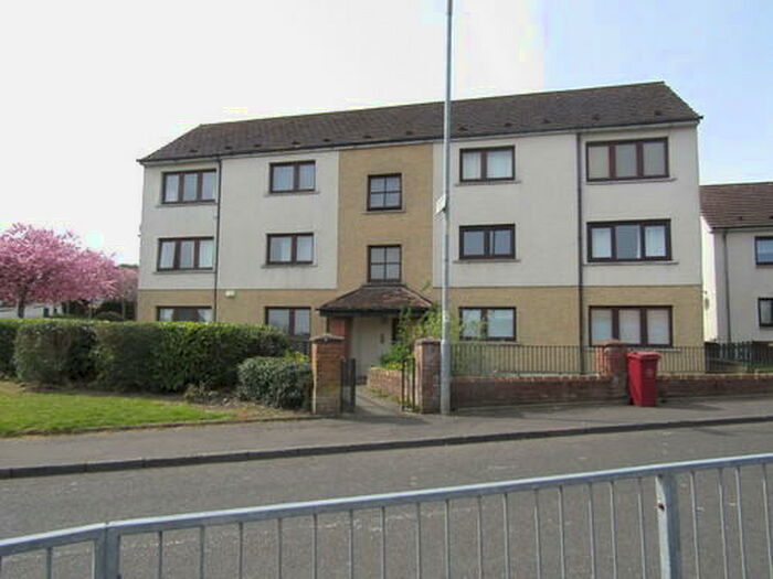 2 Bedroom Flat To Rent In Thornhill Road, Hamilton, ML3