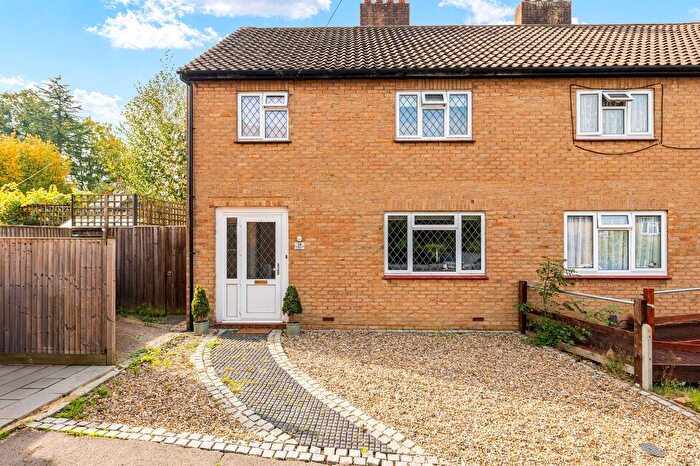 3 Bedroom Semi-detached House For Sale In Cranmer Close, Warlingham, CR6
