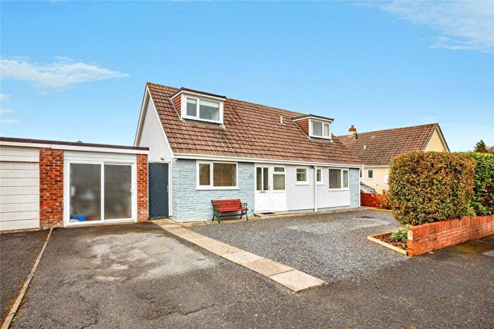 3 Bedroom Bungalow For Sale In Heol Bedw, Cardigan, Ceredigion, SA43