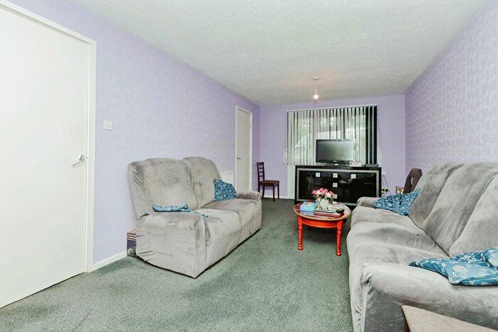 2 Bedroom Terraced House For Sale In McVicker Close, Leicester, Leicestershire, LE5