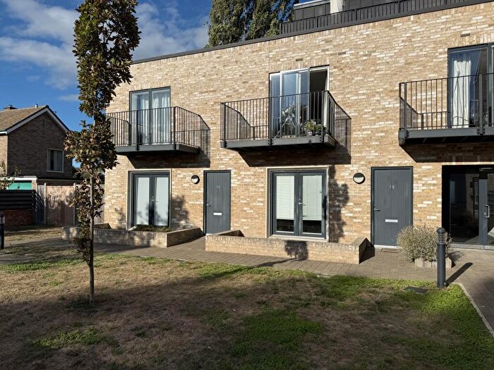 1 Bedroom Maisonette For Sale In Flat, Lovell Lodge, Milton Road, Cambridge, Cambridgeshire, CB4