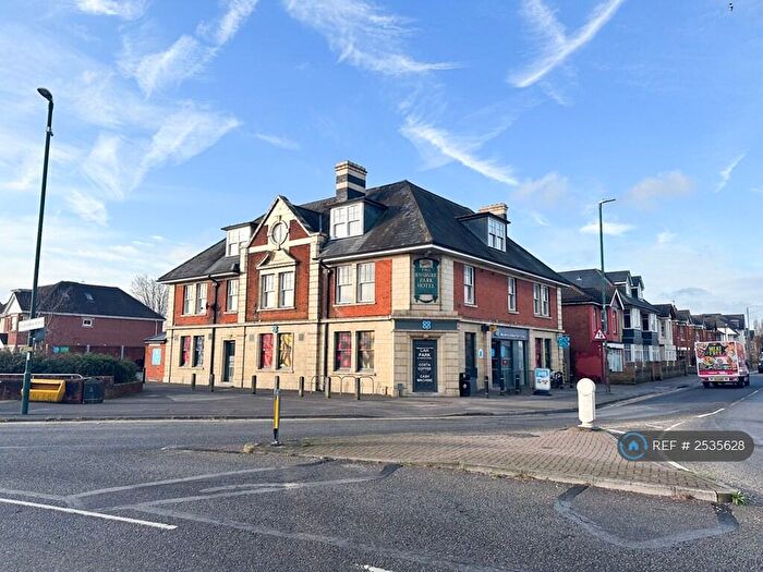 1 Bedroom Flat To Rent In Ensbury Park Apartments, Bournemouth, BH10