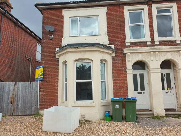 7 Bedroom House To Rent In Alma Road, SO14