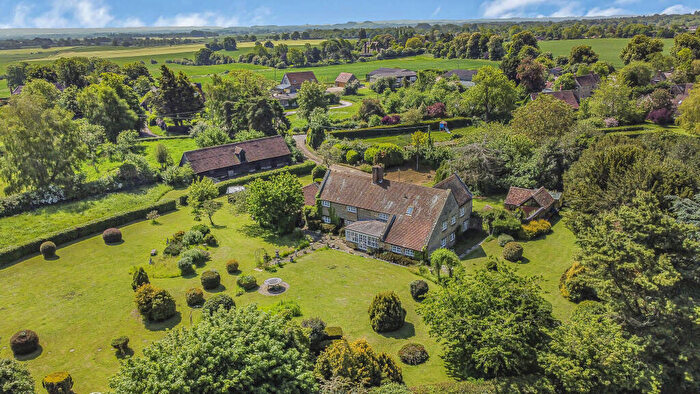 4 Bedroom Detached House For Sale In Toot Baldon, Oxfordshire, OX44