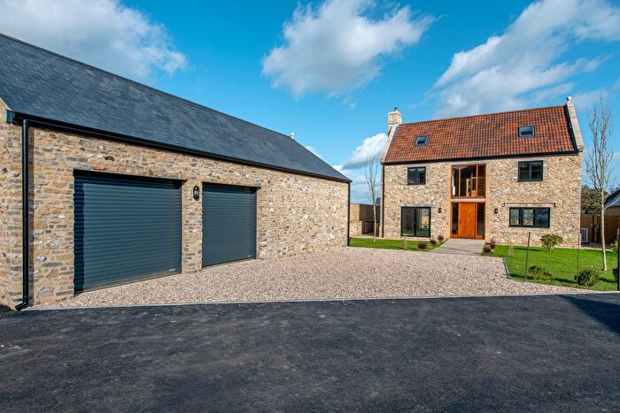 5 Bedroom Detached House For Sale In Ham Farm Barns, Taunton, TA20