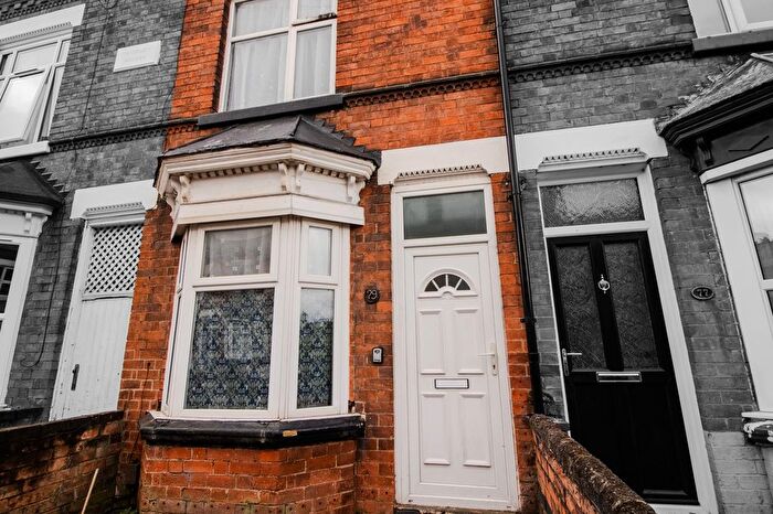 3 Bedroom Terraced House For Sale In Knighton Fields Road West, Leicester, LE2