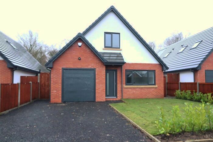3 Bedroom Detached House To Rent In Elm Drive, Stretford, Manchester, Greater Manchester, M32