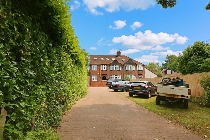 5 Bedroom House For Sale In Dunstable Road, Studham, LU6