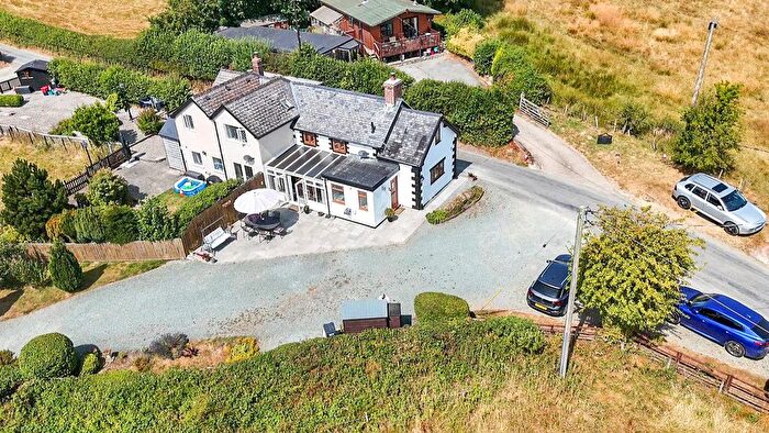 3 Bedroom Cottage For Sale In Llanfair Caereinion, Welshpool, SY21