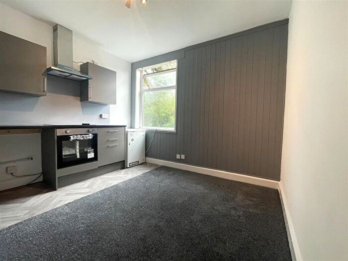 Studio To Rent In Severn Street, Leicester, LE2