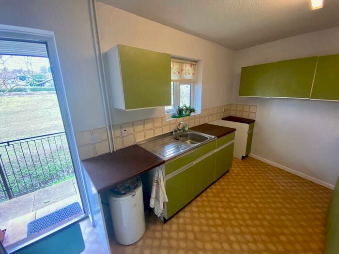 2 Bedroom Terraced Bungalow For Sale In Burrows Court, Hampton Park, Hereford, HR1