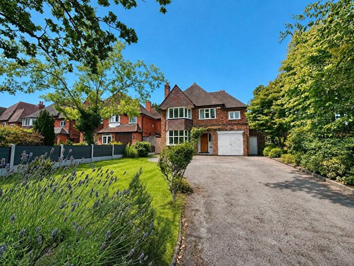 4 Bedroom Detached House For Sale In Prospect Lane, Solihull, B91