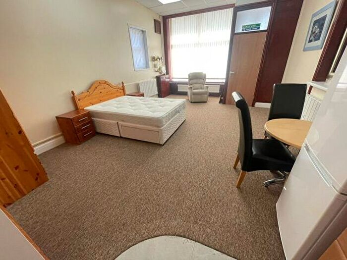 Studio To Rent In Newport Road, Cardiff, CF24