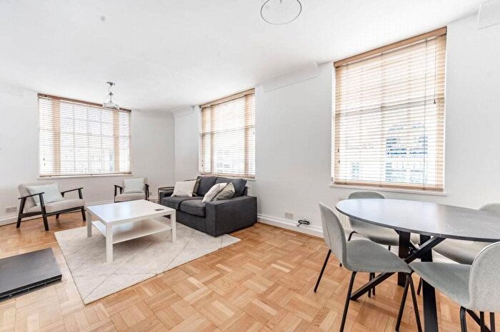3 Bedroom Flat To Rent In Pelham Street, London, SW7