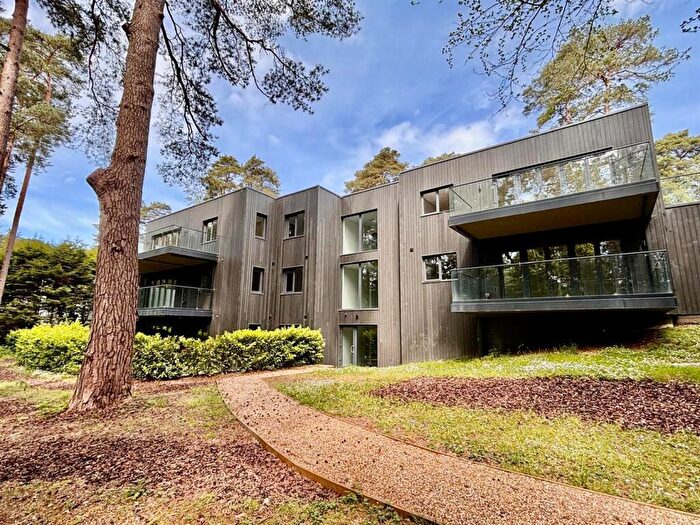 2 Bedroom Apartment For Sale In Tekels Park, Camberley, GU15