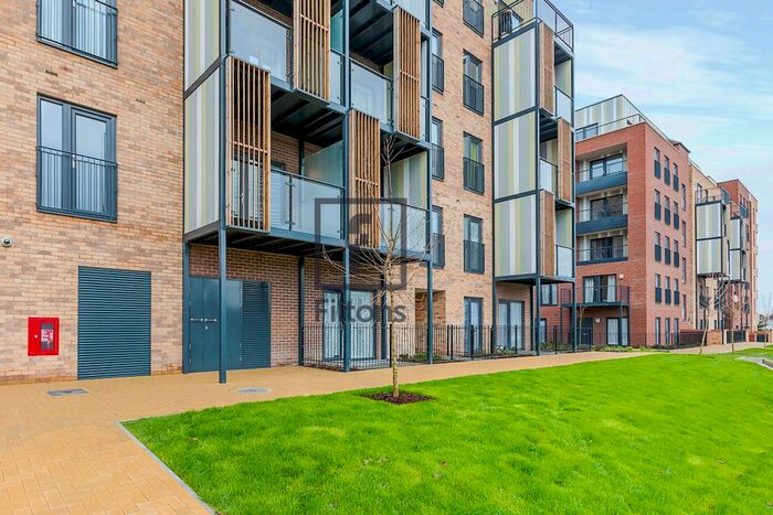 1 Bedroom Flat To Rent In Maxwell Road, Romford, RM7